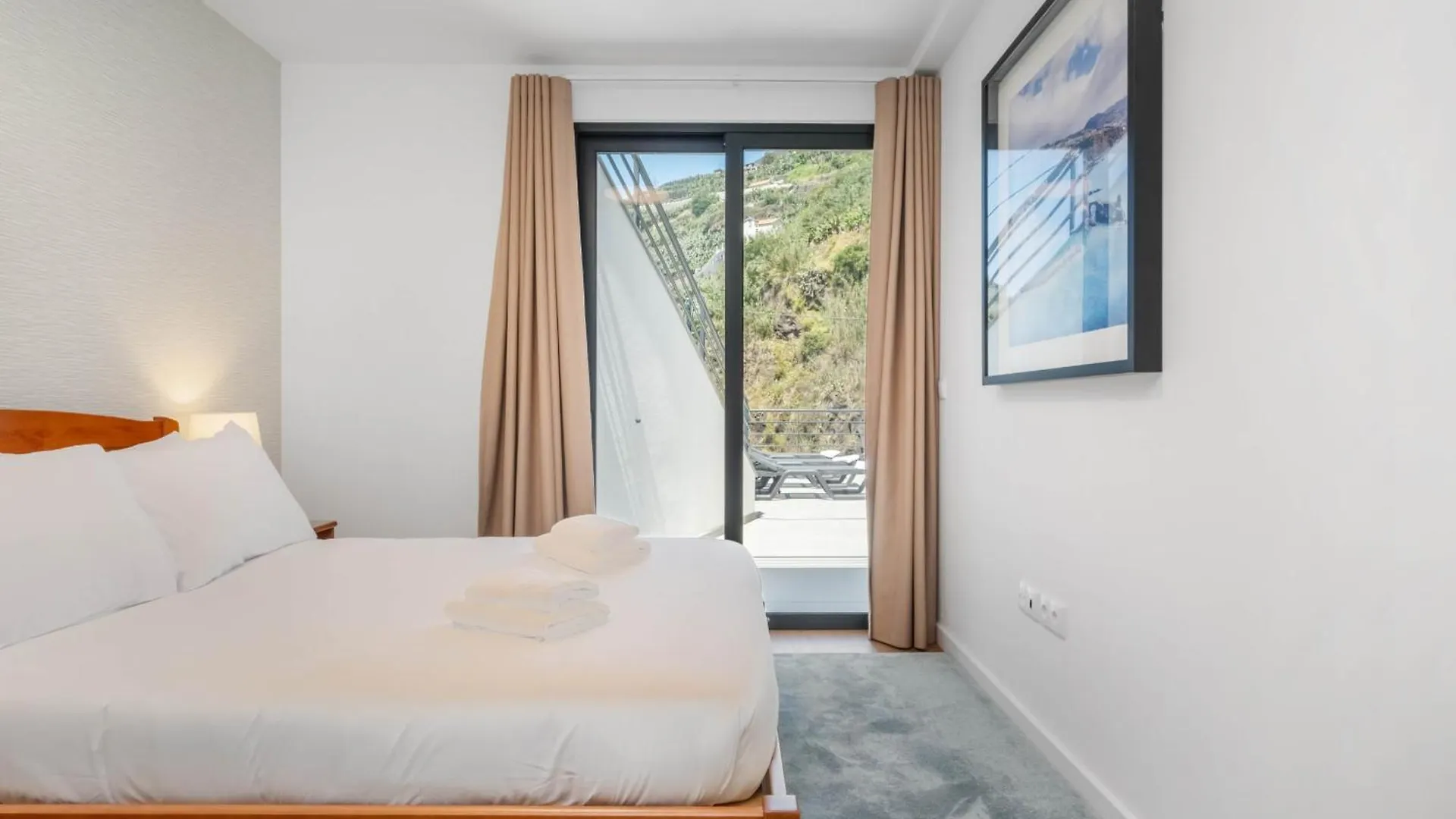 Atlantic Pebble Villa Ribeira Brava 0*,